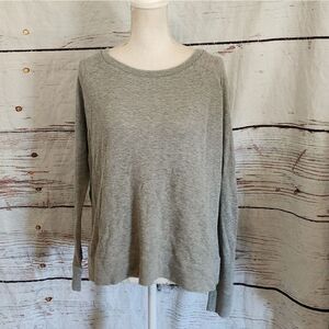 Vince Ling Sleeve Thermal Top Size Medium